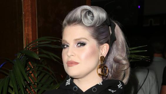Kelly Osbourne bongattiin komean rokkarin kanssa West Hollywoodissa.