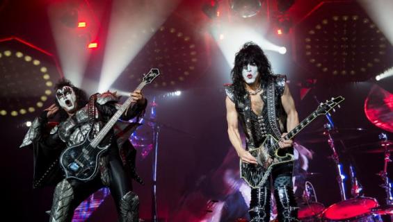 Kiss