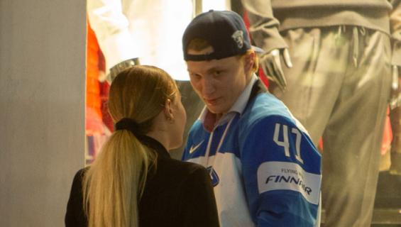 Joel Kiviranta Leijonien kultajuhlissa.