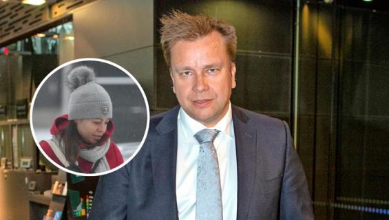 Antti Kaikkosen Jannika-rakas odotti autossa.