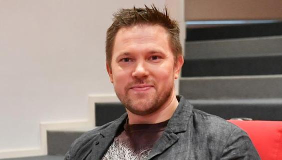 Juha Perälä näyttäytyi Noora-rakkaansa kanssa.
