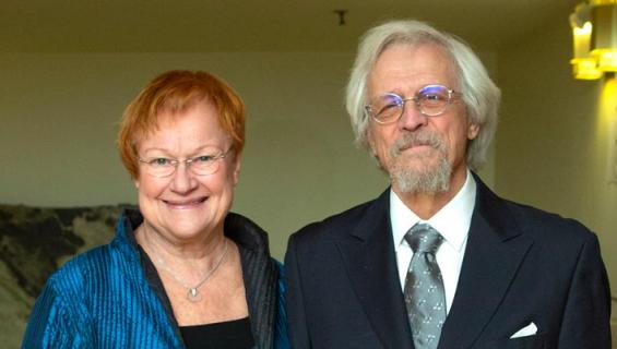Tarja Halonen kävi kaupassa.