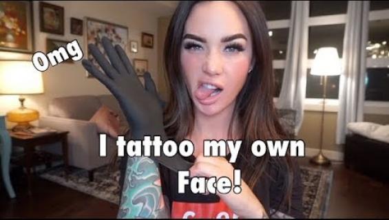 Superseksikäs tatuointimalli järkytti somessa – tatuoi omat kasvonsa!