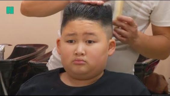 Tämä parturi on ilmainen, mutta tarjolla on kaksi tyyliä: Saisiko olla Kim Jong-un vai Donald Trump?