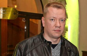 Yölintu-yhtyeestä potkut saanut Matti Silmu myy Nummelan omakotitaloaan.
