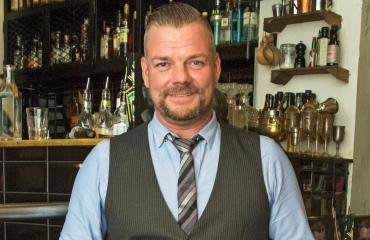 Lataa XXX suku puoli video