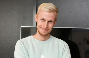 Roni Bäck teki tubettamisesta bisneksen.