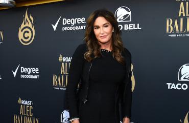Caitlyn Jenner vitsaili roastissa.