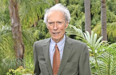 Clint Eastwood 90 vuotta! Työläisperheen poika ei loistanut koulussa, rikkauksiin johtanut näyttelijänura alkoi sivuosista 