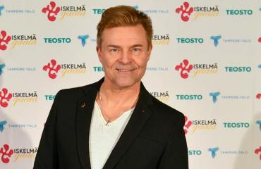 laulaja ressu redford mysteerirakkaastaan h n on j rkev laulaja ressu redford mysteerirakkaastaan h n on j rkev