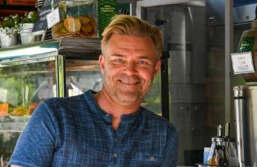 ressu redford kommentoi turkulaisvitsej saan itsekin ressu redford kommentoi turkulaisvitsej saan itsekin
