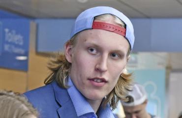 Patrik Laine lähtee NHL:ään: Tarvitsen mukaan vain pleikkarin!