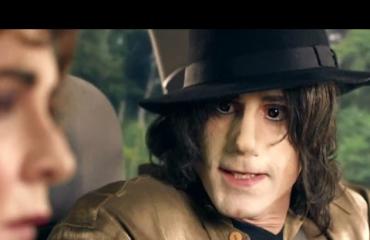 Paris Jackson raivostui uudesta ohjelmasta: valkoinen näyttelijä esittää Michael Jacksonia - katso!