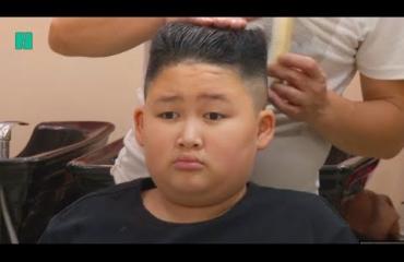 Tämä parturi on ilmainen, mutta tarjolla on kaksi tyyliä: Saisiko olla Kim Jong-un vai Donald Trump?