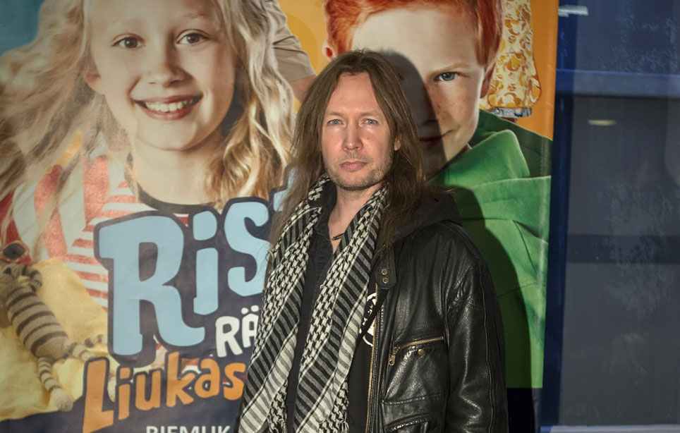 Timo Kotipelto: Kummityttöni on suosikkinäyttelijän lapsi! Timo Kotipelto: Kummityttöni on suosikkinäyttelijän lapsi!
