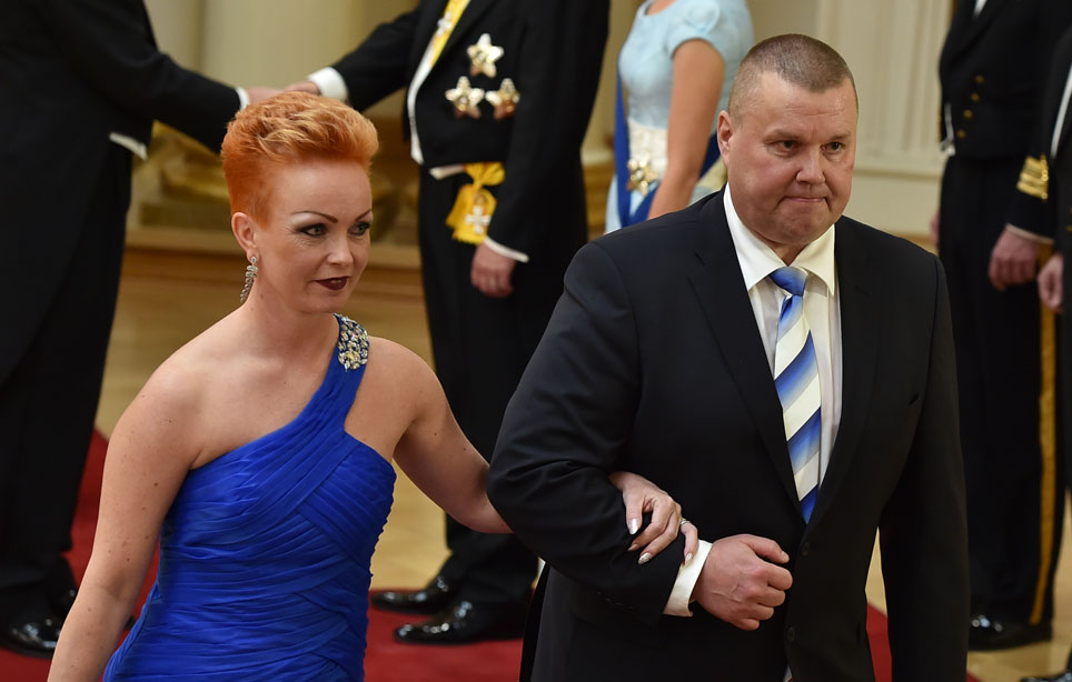 Ohhoh, Timo Jutilaa ei ollut tunnistaa Linnan juhlissa - mikä muodonmuutos! Ohhoh, Timo Jutilaa ei ollut tunnistaa Linnan juhlissa - mikä muodonmuutos!