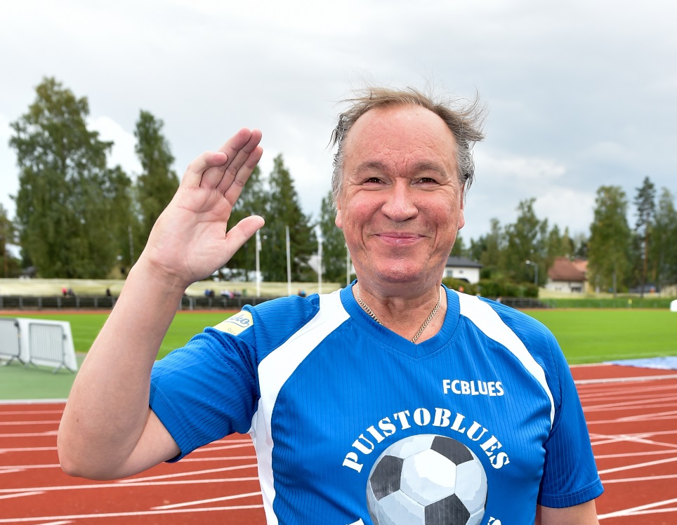 Ilkka Vainiolta ilmestyi soololevy! - video! Ilkka Vainiolta ilmestyi soololevy! - video!