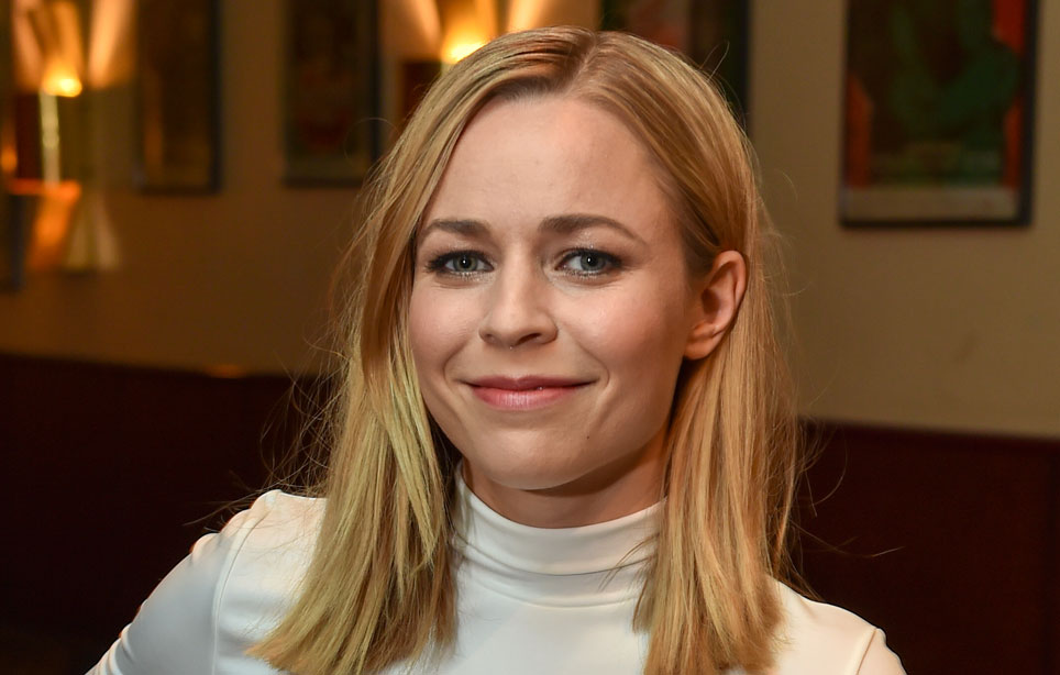 paula vesala n yttelee yksinhuoltaja iti oscar ehdokkaan paula vesala n yttelee yksinhuoltaja iti oscar ehdokkaan