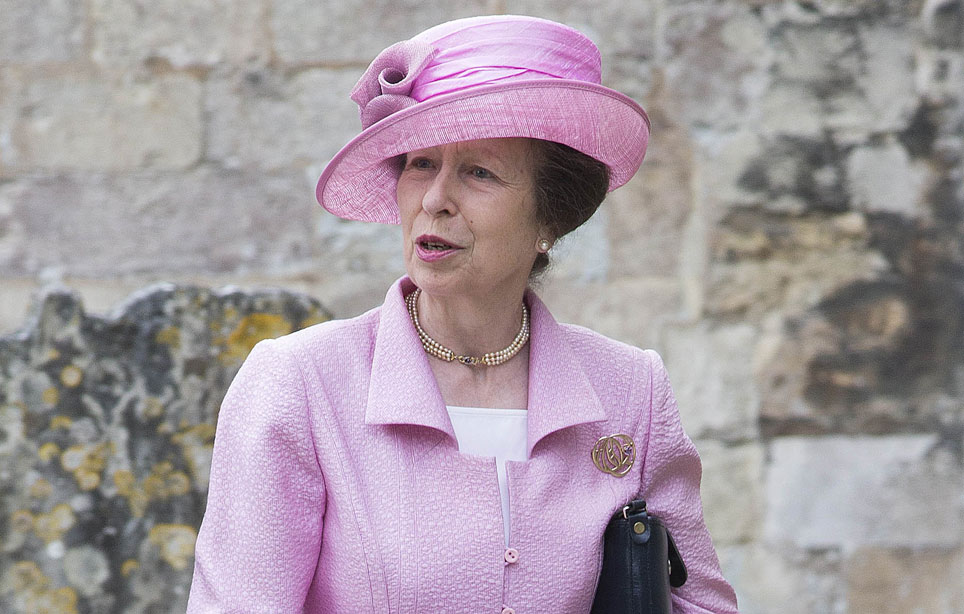 Prinsessa Anne määrättiin sairauslomalle! Prinsessa Anne määrättiin sairauslomalle!